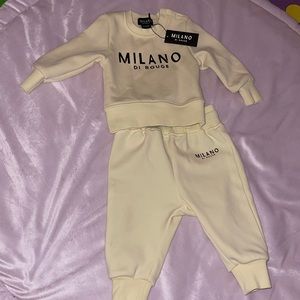 Milano Di Rouge Baby Unisex Sweatsuit Top & Bottom